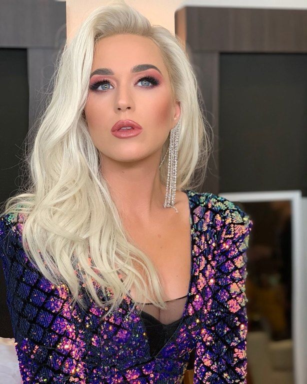 Τελικά, φαίνεται ότι υπάρχει φιλία ανάμεσα στους celebrities.