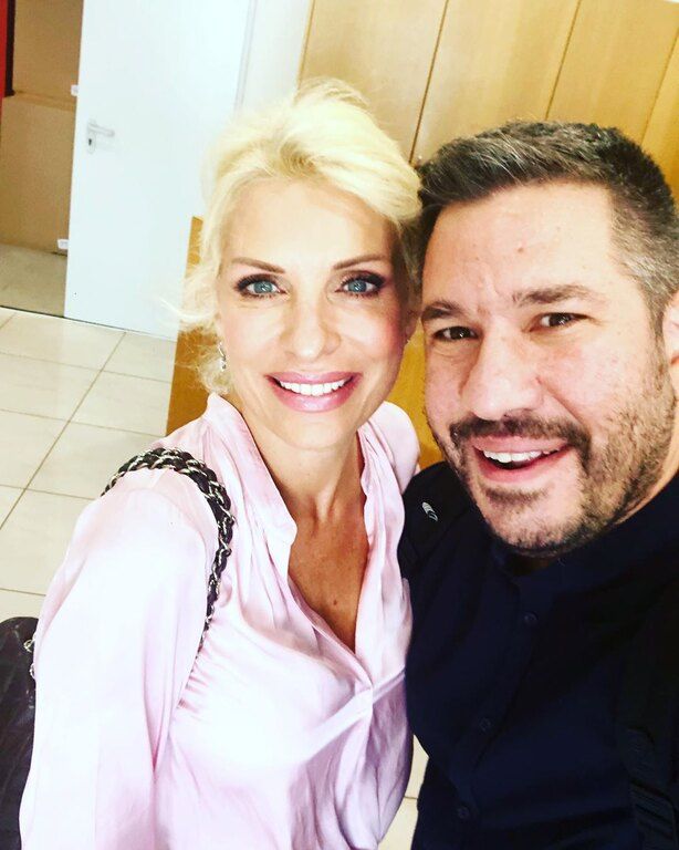 Και η νέα πόζα 