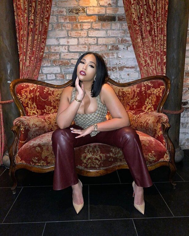 Στην ερώτηση της αδερφής της αν είναι ελεύθερη και πώς θα ήταν το ιδανικό αγόρι για εκείνη, η Jordyn απάντησε κάπως περίεργα και μας έβαλε σε σκέψεις. 