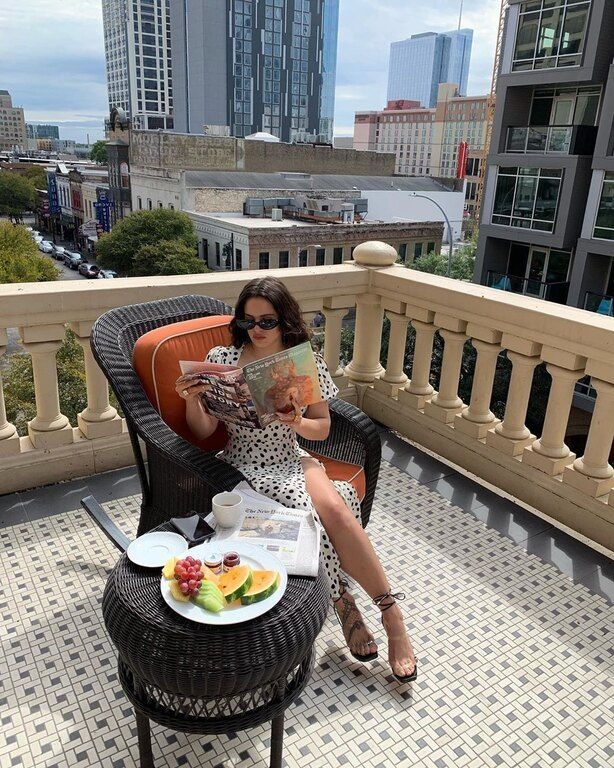 Η Rosalia ξεπερνά μέχρι και την Ariana Grande με το νέο hit «Con Altura»