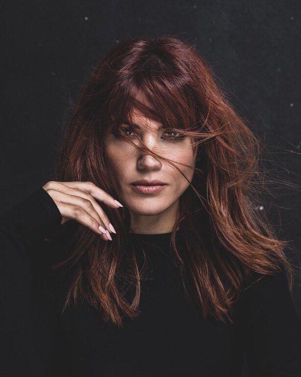 Η Μαίρη Συνατσάκη μιλά για τις πιο περίεργες στιγμές της εφηβείας της και όσα λέει είναι so… true