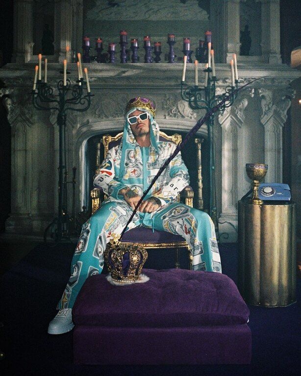 «Morado»: Μέσα από τα νέα του κομμάτια ο JBalvin θέλει να περάσει ένα υπέροχο μήνυμα