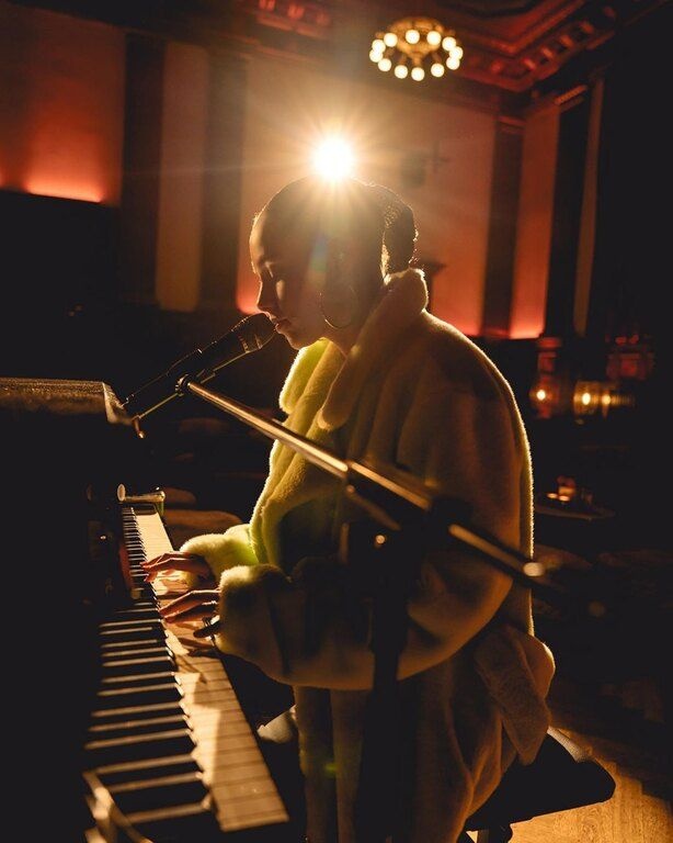 Μένουμε Σπίτι: Η Billie Eilish θα συμμετάσχει σε μια πρωτότυπη συναυλία από το σπίτι για καλό σκοπό