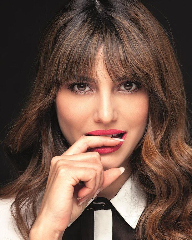 Μπορεί και η Ηλιάνα να μένει σπίτι, δεν παρέλειψε όμως να κάνει τα καθιερωμένα Πασχαλινά δώρα στην αγαπημένη της βαφτιστήρα.