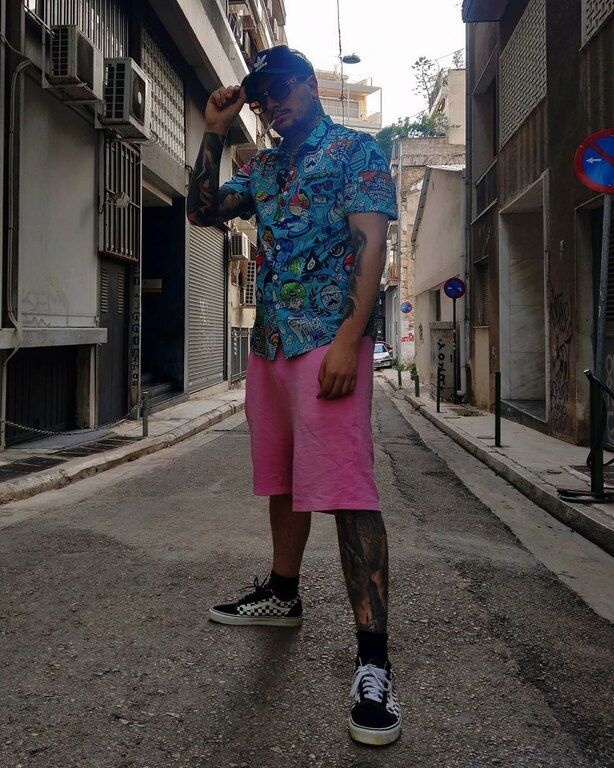 ILLEOo και MG βρίσκονται στο Νο3 των Trend με το super «Who U» και πρέπει να το ακούσεις ASAP