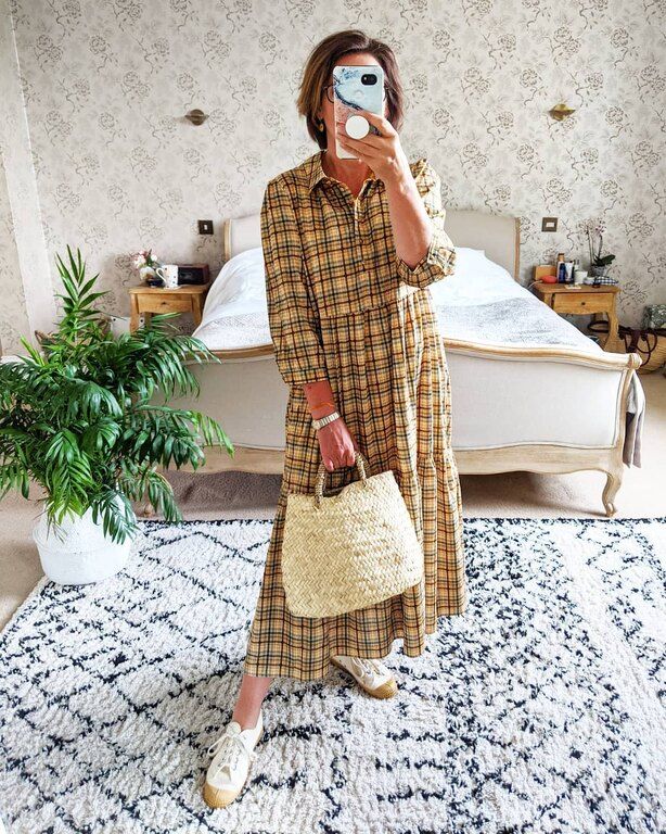 @backofthewardrobe70

