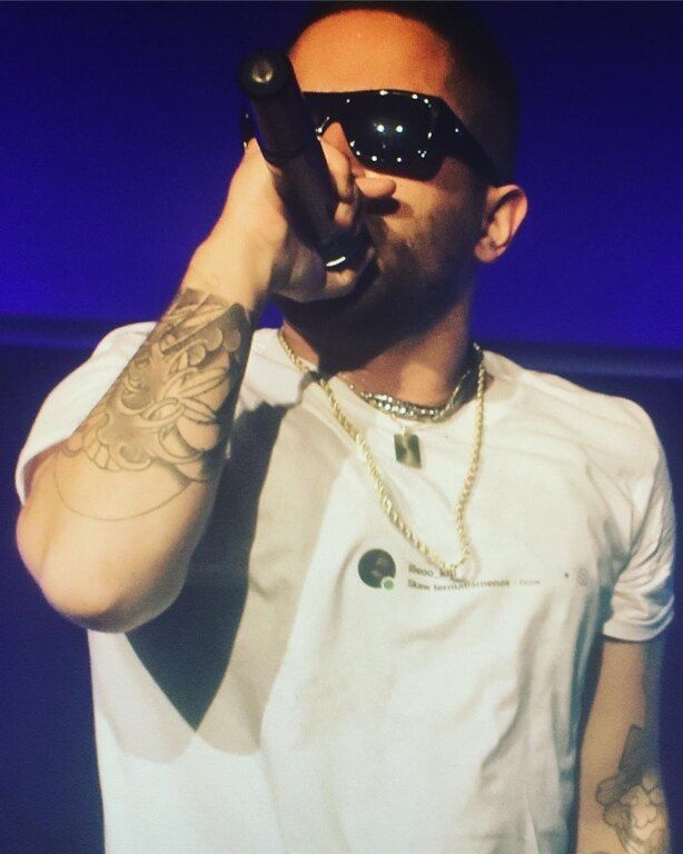 iLLEOo: Ο αγαπημένος σου τραπερ είναι «So Fresh» και πρώτα φορά μιλά για τα παιδικά του χρόνια 