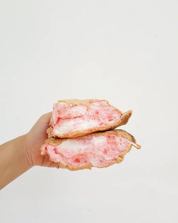 Τι είναι επιτέλους αυτό το cloud bread, το ψωμί που κάνει πανικό στο Tik Tok