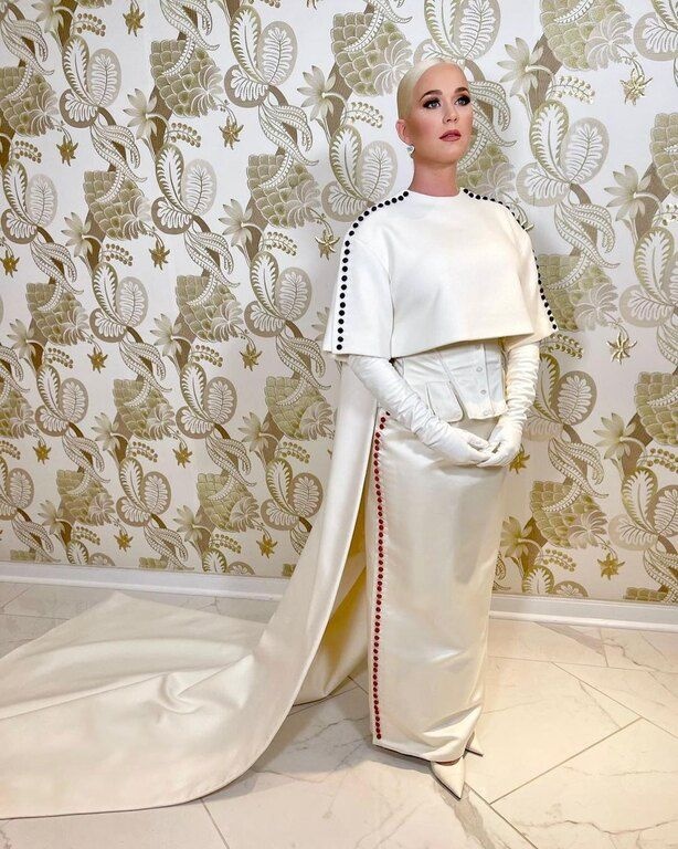 Katy Perry-Demi Lovato: Αυτή είναι η καλύτερη εμφάνισή τους ever!(video)