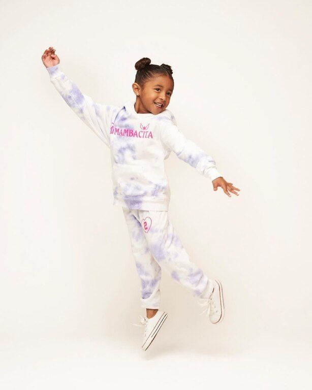 Η μαμά της Gianna Bryant λανσάρει σειρά ρούχων στη μνήμη της