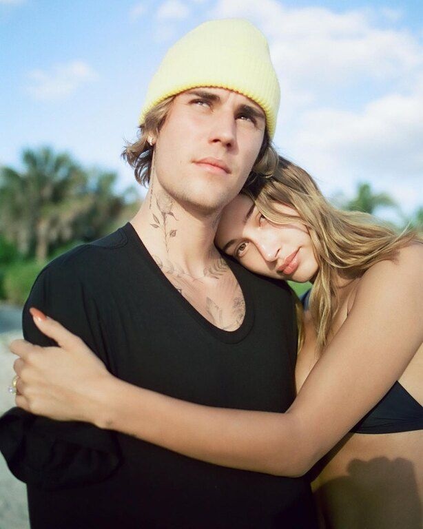 Λατρεύει αυτό το χτένισμα και το προτιμά ειδικά τις μέρες που βγαίνει date με τον σύζυγό της, Justin Bieber.