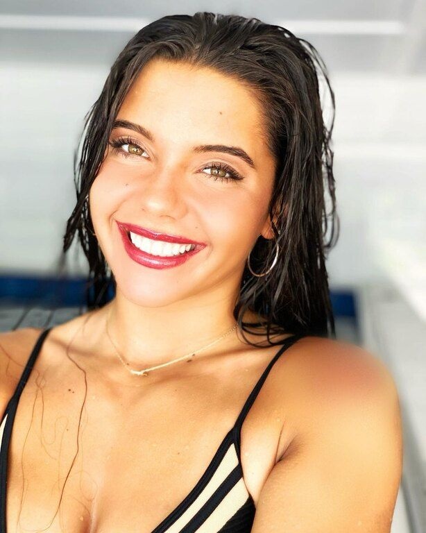 Συνέχισε να χαμογελάς και να μας δίνεις μαθήματα ζωής με τα βίντεό σου!