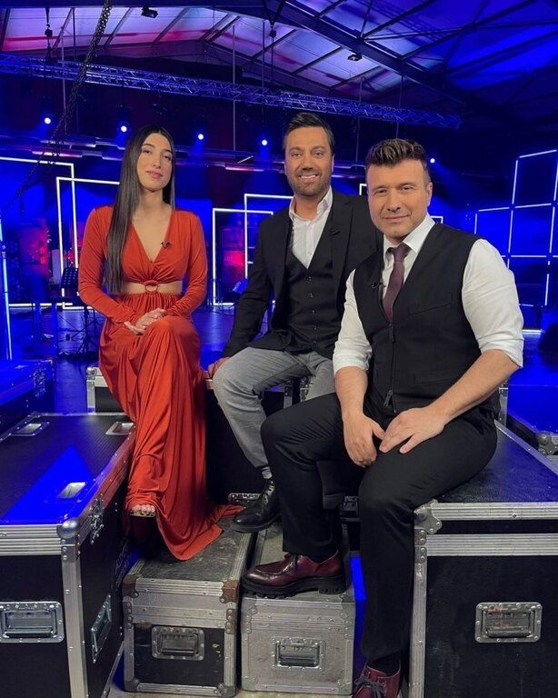 Το νέο καλοκαιρινό hit μόλις κυκλοφόρησε από την κόρη του Γιάννη Πλούταρχου, Κατερίνα Κακοσαίου