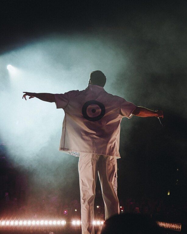 Κατάγεται από την Πελοπόννησο.