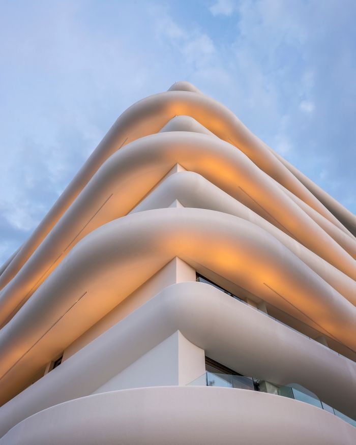 Brown Hotels / Elastic Architects / © Pygmalion Karatzas