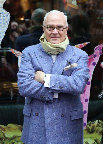 Ποιος διάσημος σχεδιαστής αποκάλεσε την Anne Hathaway «βαρετή»;