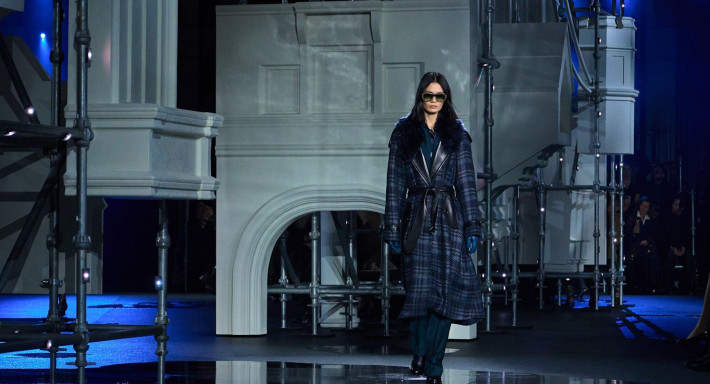 LFW - Burberry FW26: Τα statement παλτό που μας κάνουν να ανυπομωνούμε ήδη για τον επόμενο χειμώνα