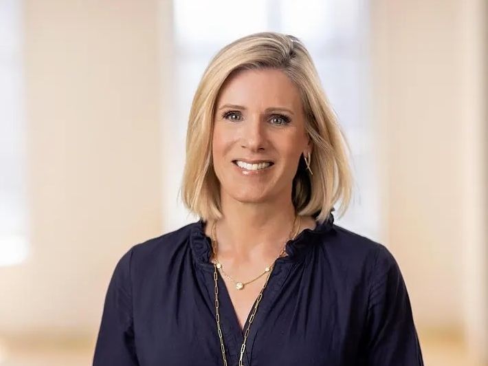 «Πότε σταματήσαμε να βλέπουμε τον άνθρωπο πίσω από την είδηση»; Η Kristin Cabot κατά της Paltrow