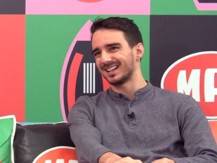 Ο Στρατής Χατζησταματίου στο Talk to MAD:  «Το θέατρο είναι η βάση μου»