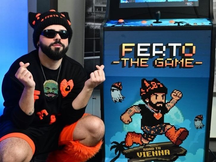 Ανέβηκε στην 4η θέση ο Ακύλας λίγο πριν τον Ά Ημιτελικό της Eurovision: Η νέα εκδοχή του «Ferto»