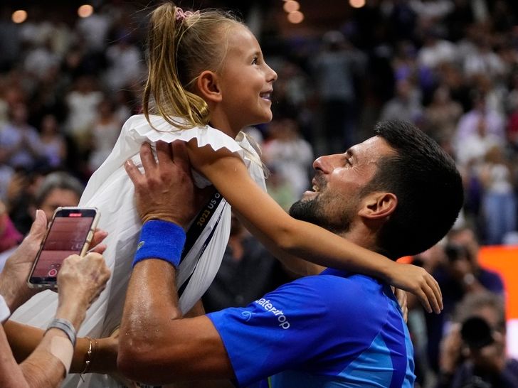 Ολυμπιακοί Αγώνες 2024: Η 7χρονη κόρη του Djokovic έγινε η πρωταγωνίστρια στον αγώνα με τον Nadal