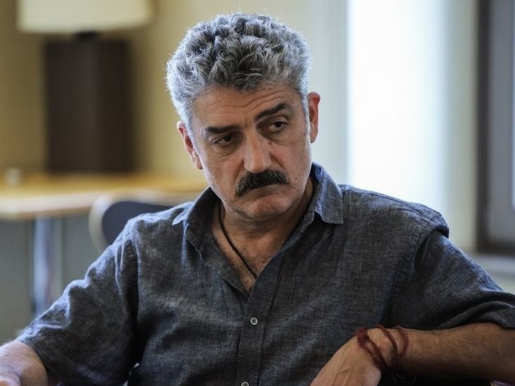 'Ενας χρόνος χωρίς τον Δημήτρη Ήμελλο: Οι αναρτήσεις των φίλων του και το διαρκές «Μας λείπεις»