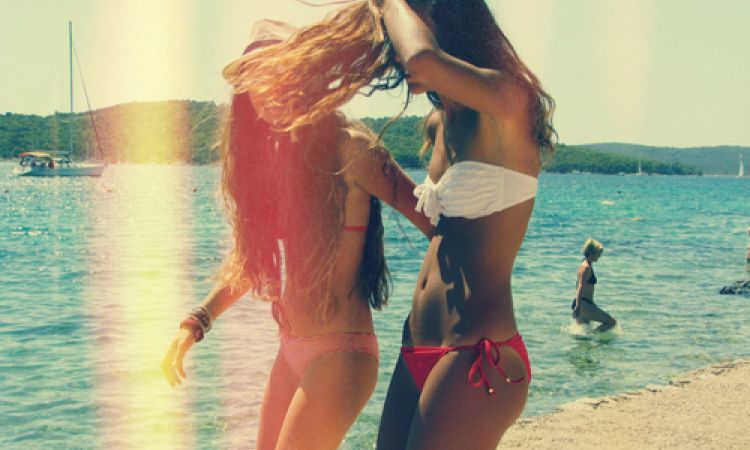 Πώς θα ζήσεις το Καλοκαίρι στις κοντινές παραλίες της Αττικής