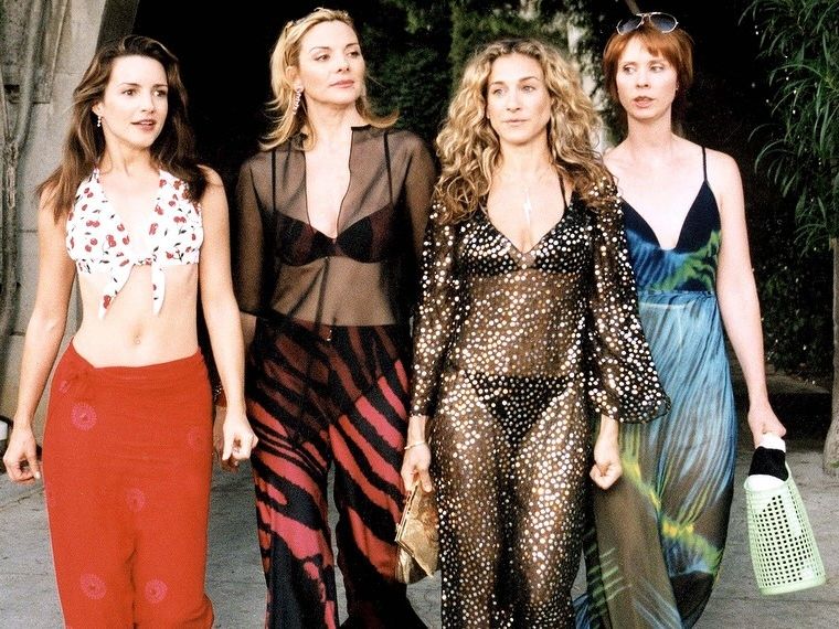 Αυτό το καλοκαίρι ανήκει στη Samantha Jones και αυτά τα 11 items το φανερώνουν (Sorry Carrie)
