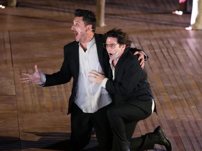 Το Κάμπινγκ είναι η σειρά με Χρυσοστόμου - Παπασπηλιόπουλο που αγαπήσαμε πριν τη δούμε