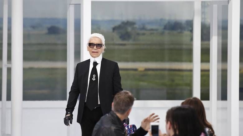 Ο Καρλ Λάγκερφελντ αγαπάει τη μοναξιά επειδή είναι πλούσιος