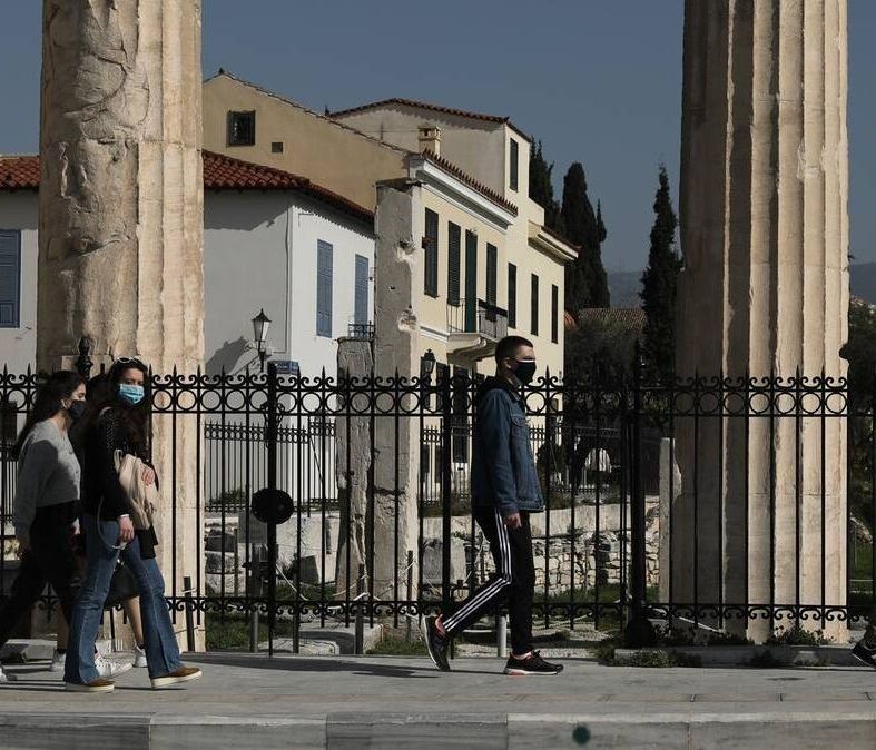 Στο «τραπέζι» και το ολικό lockdown σε όλη τη χώρα αυτήν την Πέμπτη