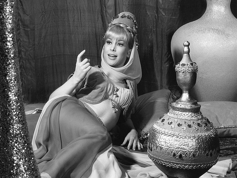 Η Τζίνι και το Τζίνι: Η ηθοποιός Barbara Eden έγινε 95 και παραμένει icon