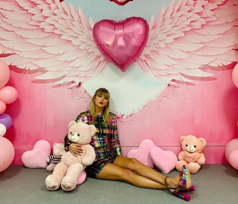 Taylor Swift: Έκανε το remake του «Lover» με τον Shawn Mendes και θα σου πάρει το μυαλό