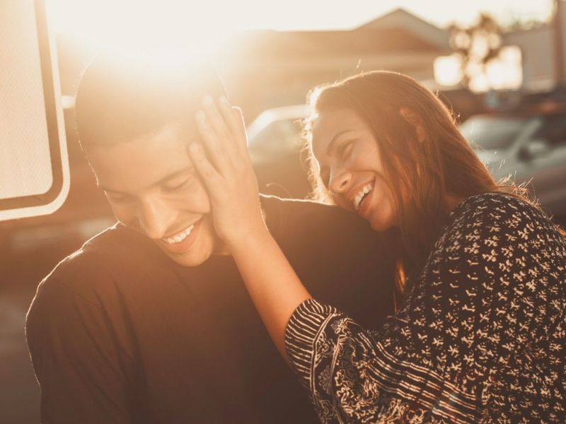Γιατί δεν βοηθάει κανέναν να συγκρίνεις τη σχέση σου με τις σχέσεις των γύρω σου;