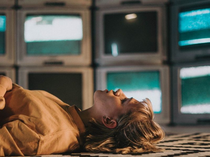 Μια ωδή στα κορυφαία fashion icons της ελληνικής τηλεόρασης