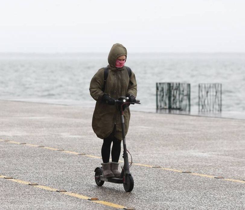 Καιρός: Έκτακτο δελτίο επιδείνωσης - Πού θα χτυπήσουν καταιγίδες τις επόμενες ώρες