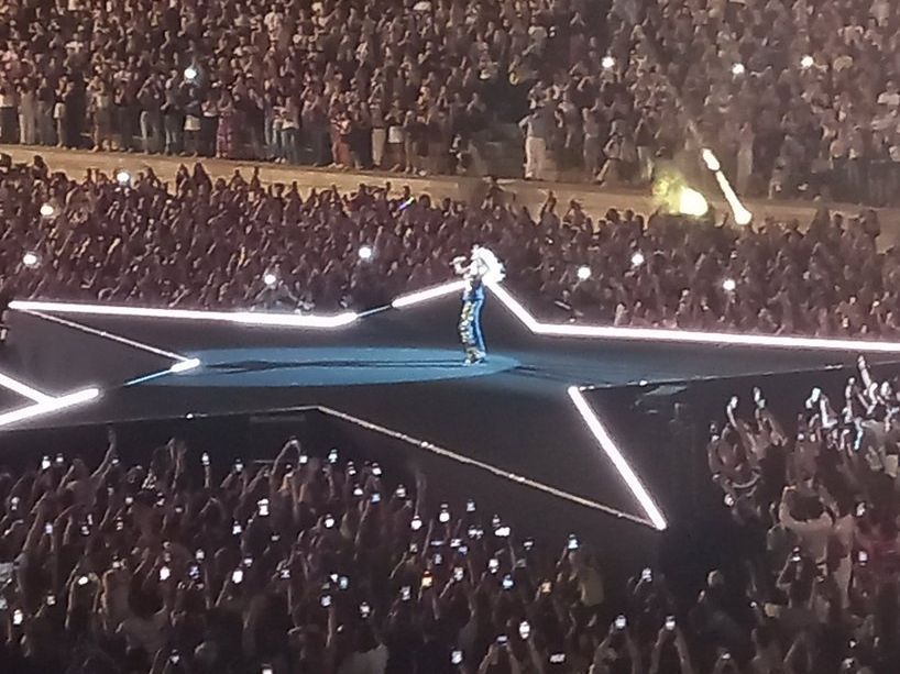 Απόλυτη, διαχρονική και rock star: Η Άννα Βίσση έγραψε, ξανά, ιστορία στο Καλλιμάρμαρο