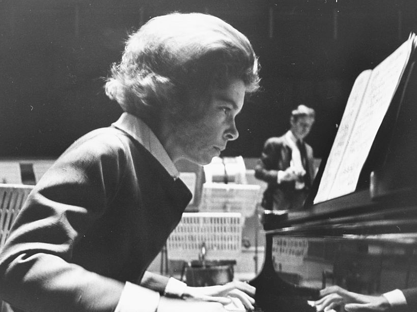 Η Ειρήνη που δεν ήθελε να είναι πριγκίπισσα αλλά πιανίστρια "έφυγε" στα 83 της χρόνια