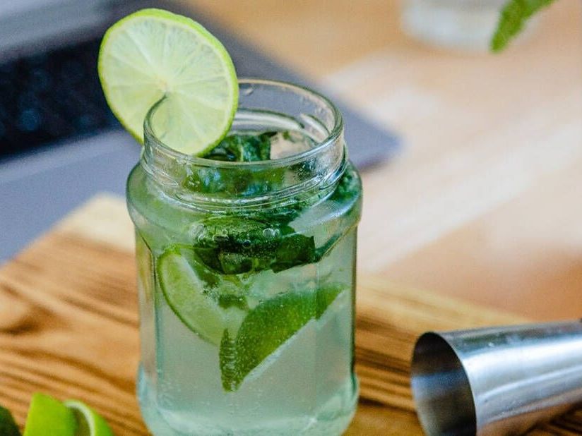 Φίλοι, φαγητό και Don Julio ή αλλιώς, το «τρίπτυχο» της επιτυχημένης καλοκαιρινής βραδιάς