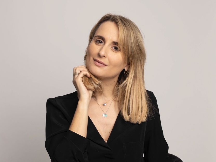 Η Kωνσταντίνα Μιχοπάνου λέει ότι το μακιγιάζ ενισχύει αυτό που ήδη αισθάνεσαι, δεν είναι μία «μάσκα»