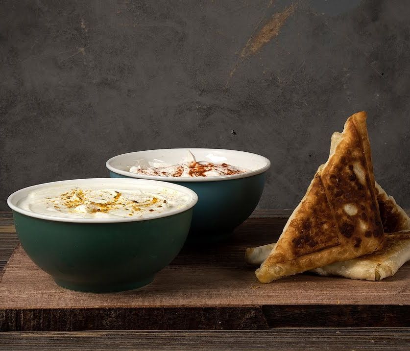 Φτιάξε samosas όπως ο Άκης Πετρετζίκης