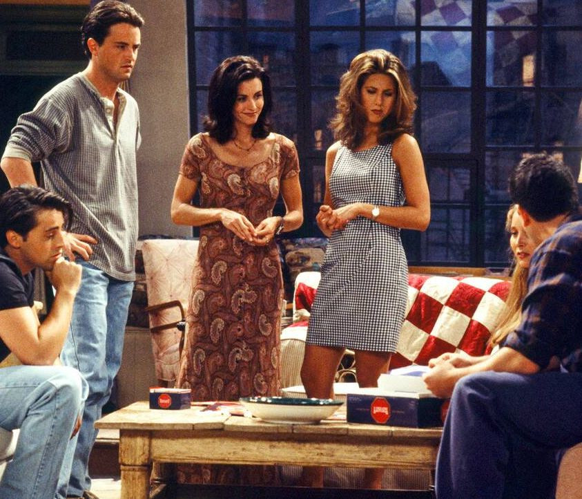 Ο Joey, η Monica και η Rachel από «Τα Φιλαράκια» ποζάρουν ξανά μαζί κι εμείς ουρλιάζουμε