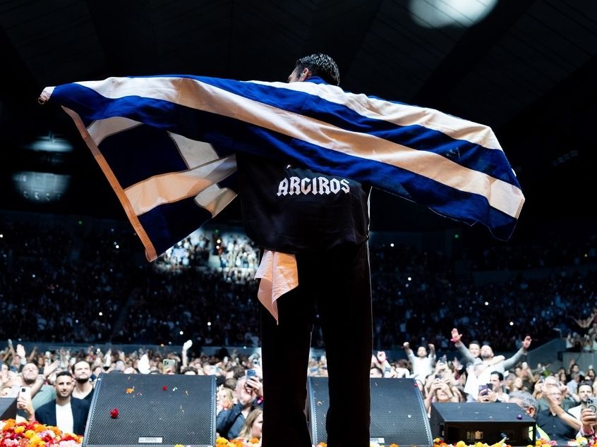 Κωνσταντίνος Αργυρός: Είναι τελικά «εκτός τόπου και χρόνου» ή στο στόχαστρο μιας εύκολης κριτικής;