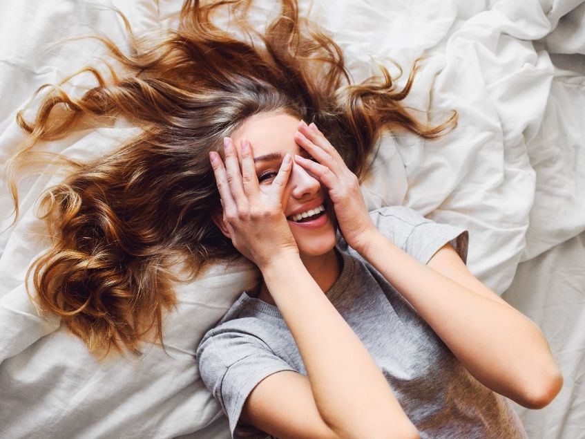 Ο ιδανικός συνδυασμός για αποτελεσματική αντιγήρανση: Ρετινόλη, κολλαγόνο, υαλουρονικό