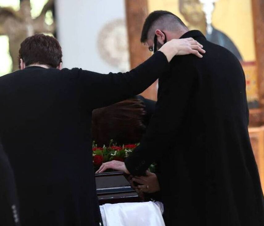 Δολοφονία Καραϊβάζ: Συγκλονίζει η σύζυγος του δημοσιογράφου