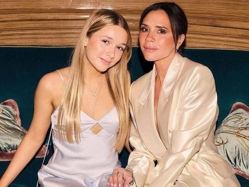 Η Harper Beckham έκανε Instagram αλλά δεν έχει τους αναμενόμενους followers: Το ποστ με την Victoria