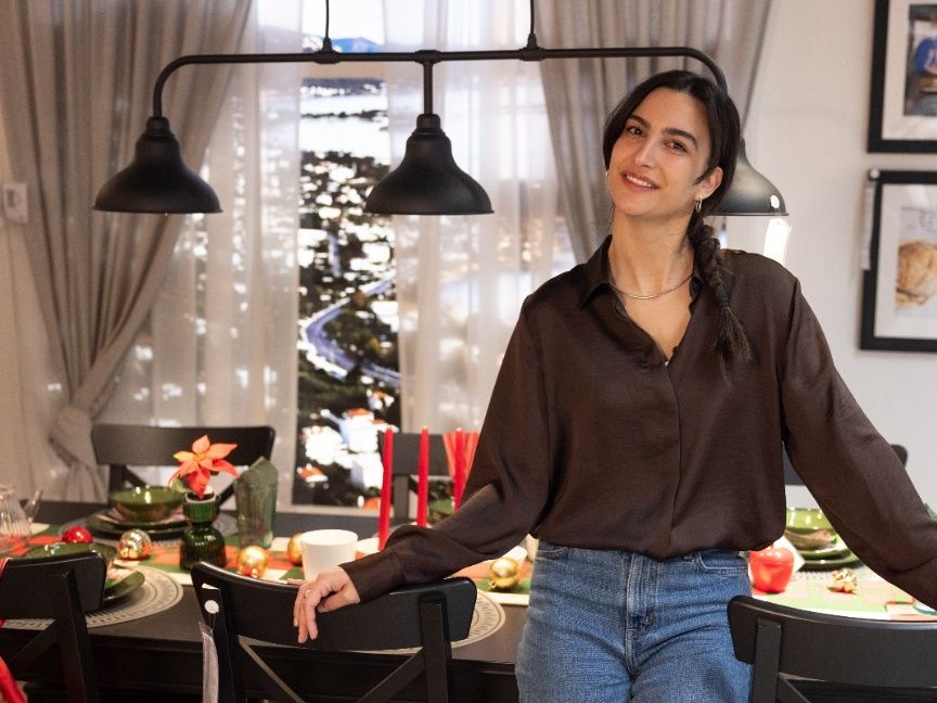 Πώς μεταμορφώσαμε ένα απλό τραπέζι σε ένα festive cozy spot με 4 κινήσεις