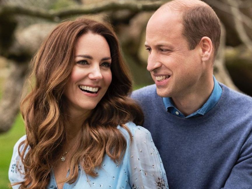Οι Bρετανοί ψηφίζουν τον William για τον θρόνο αλλά ο Κάρολος δεν θα κάνει βήμα πίσω
