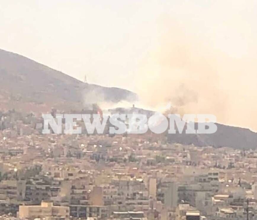 Φωτιά ΤΩΡΑ στον Βύρωνα
