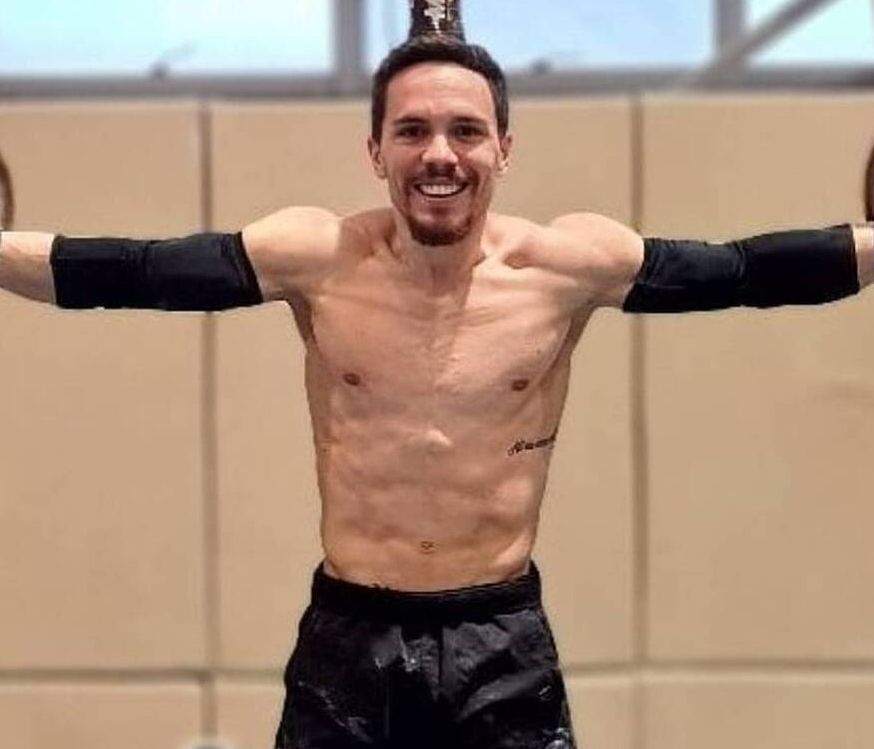 Έξαλλος ο Λευτέρης Πετρούνιας: Παραλίγο τραυματισμός νεαρής αθλήτριας στον Άγιο Κοσμά